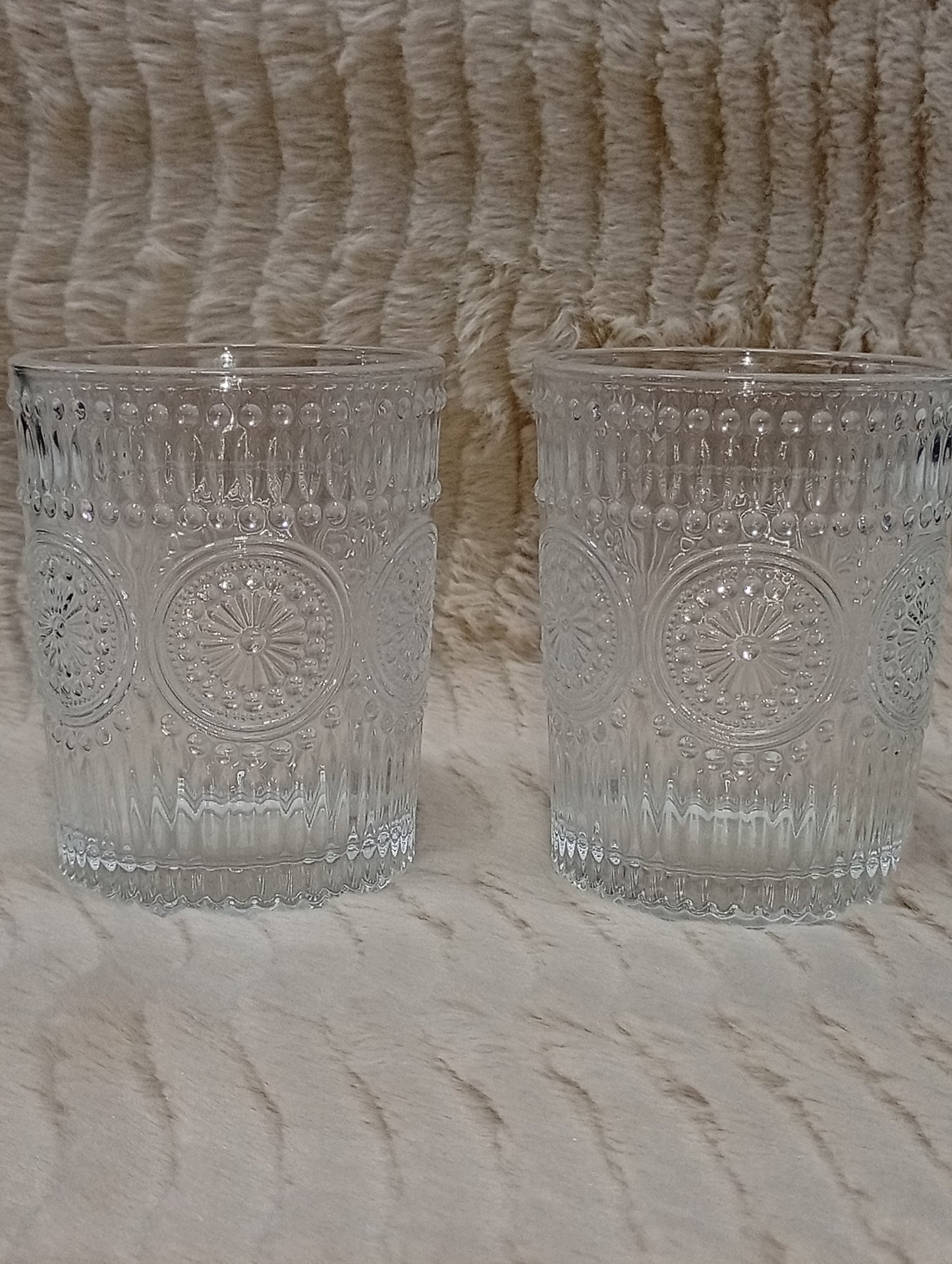 Vasos labrados