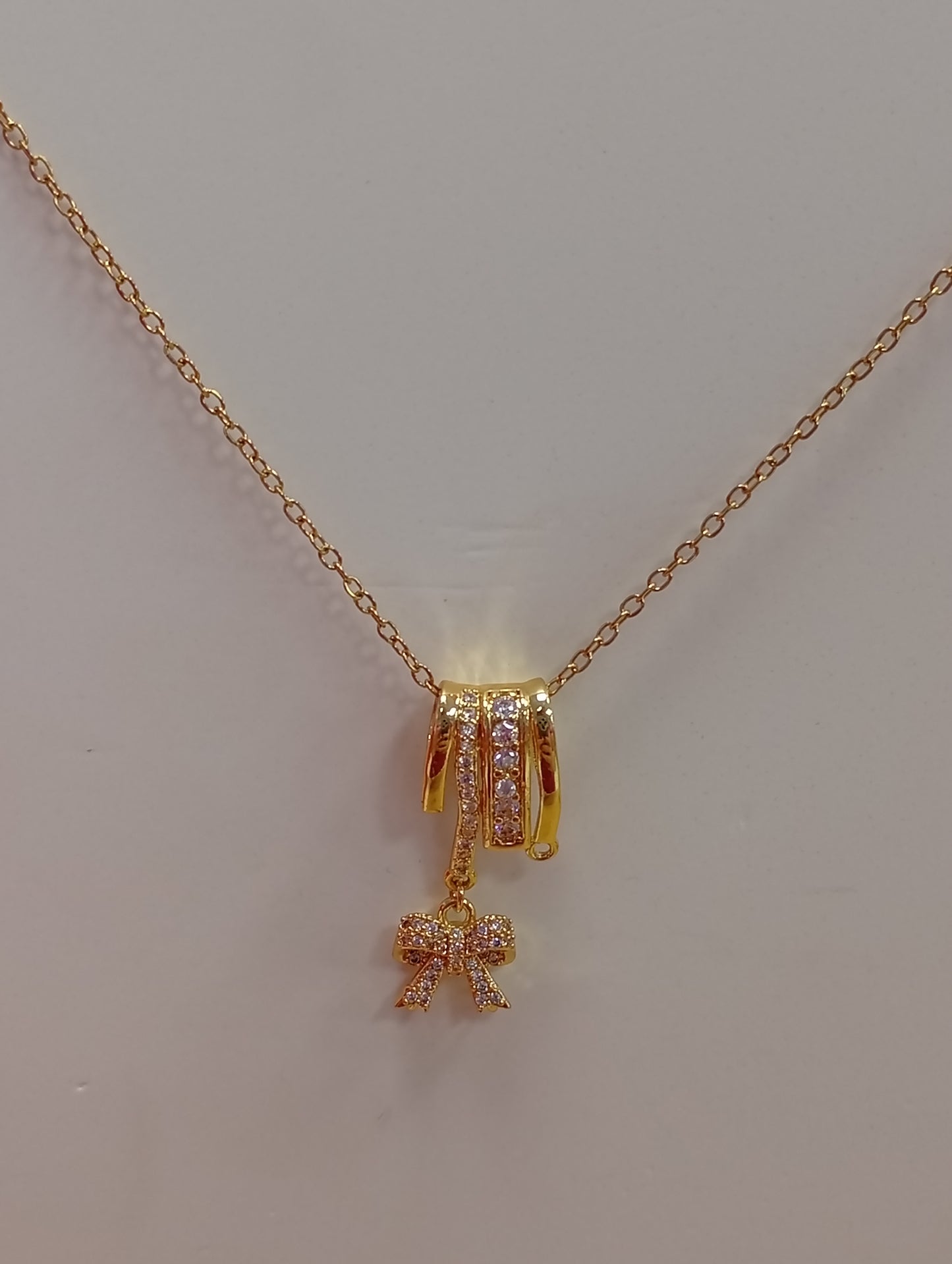 Cadena+dije moño