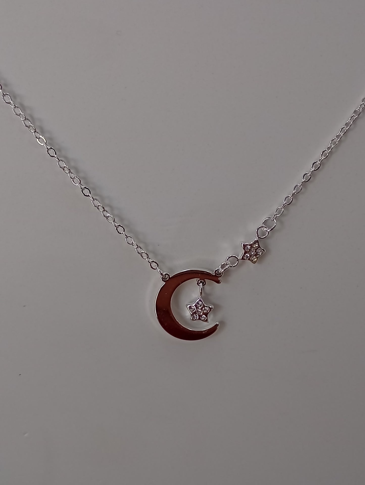 Cadena + dije luna/ estrella