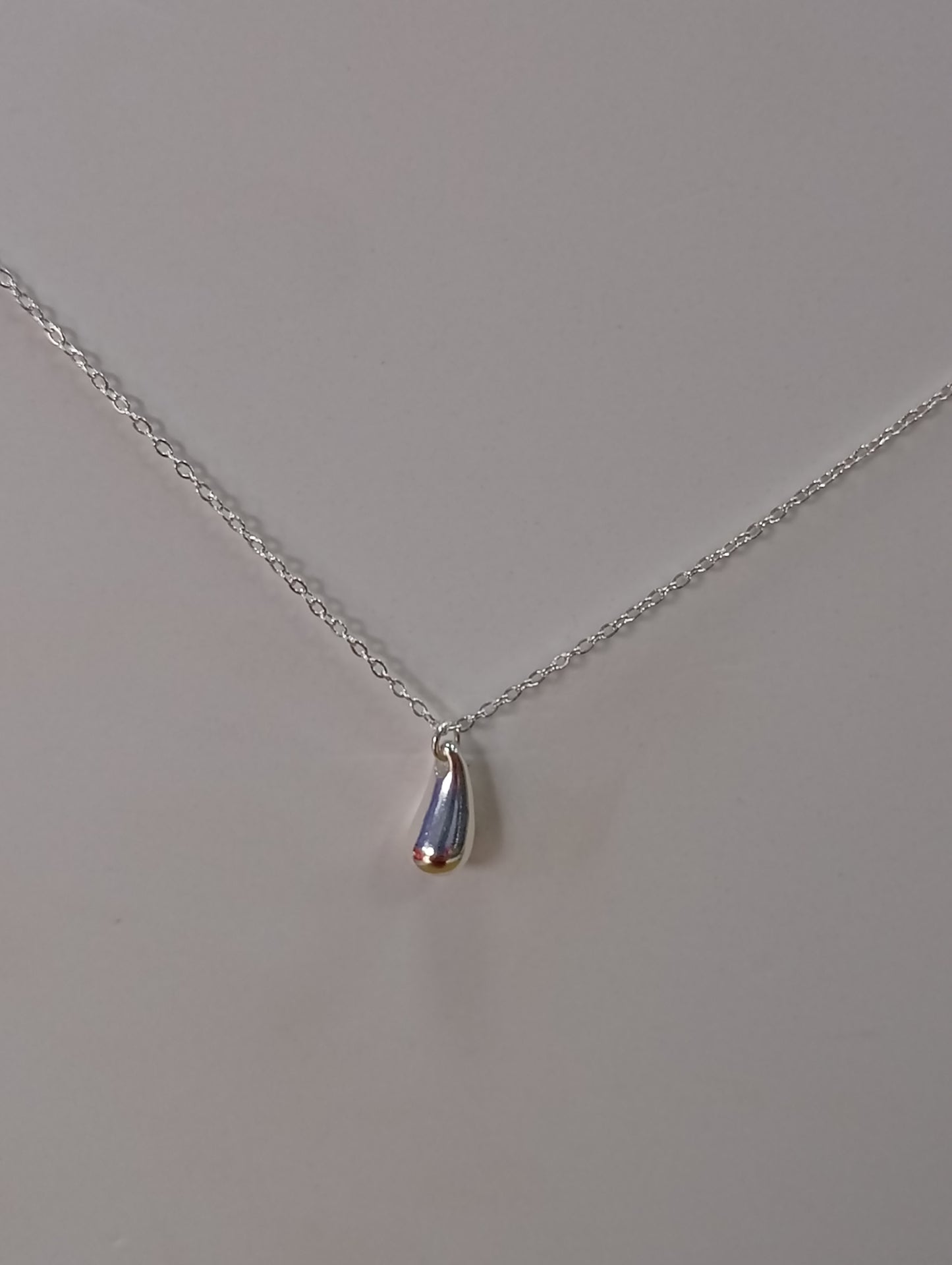 Cadena + dije gota