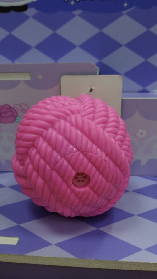 Pelota chillón para mascota