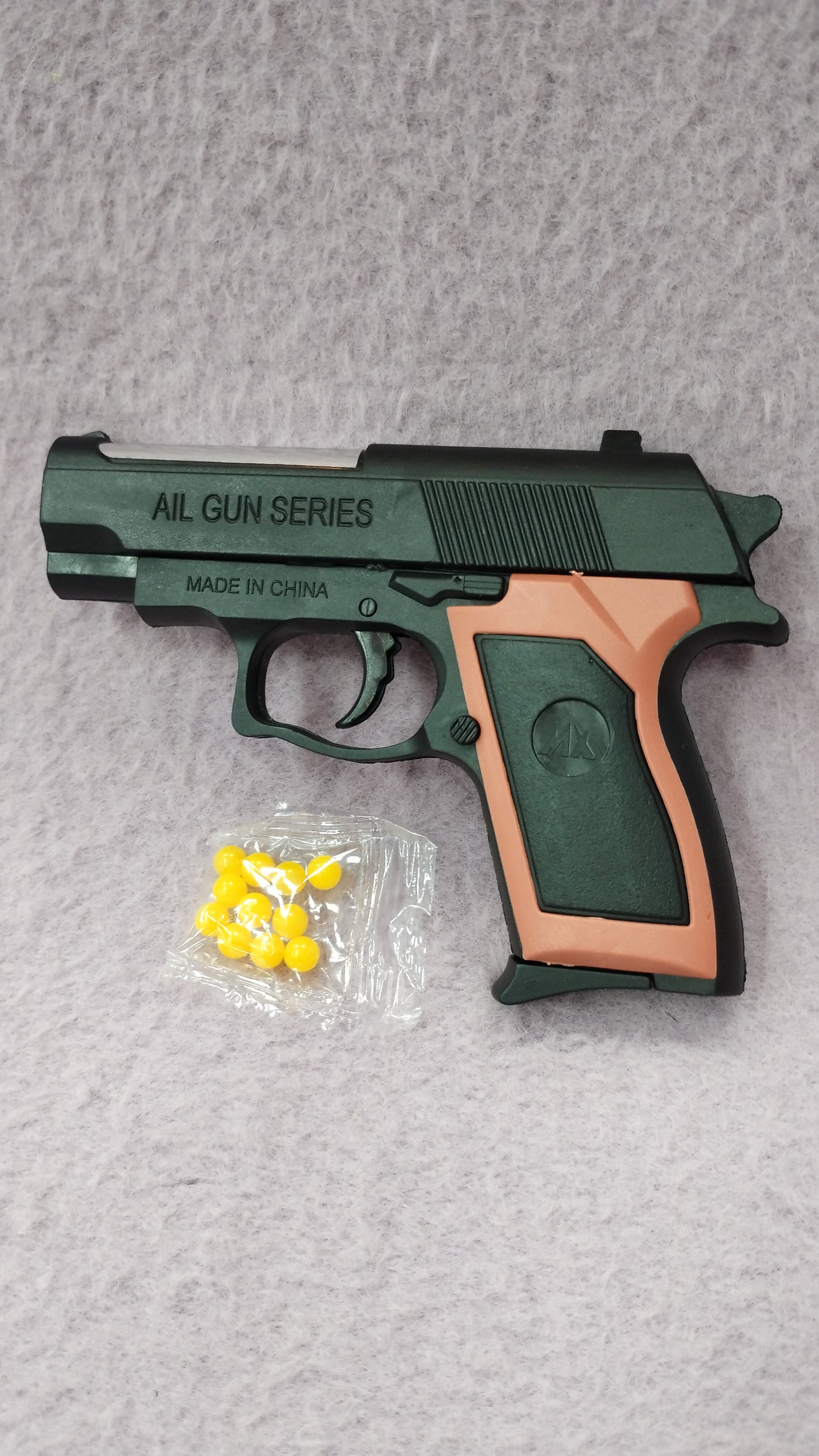 Pistola  de juguete con balines