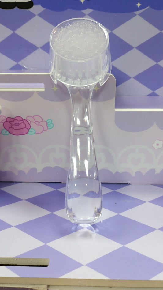 Cepillo para limpiar el polvo de las uñas y manos