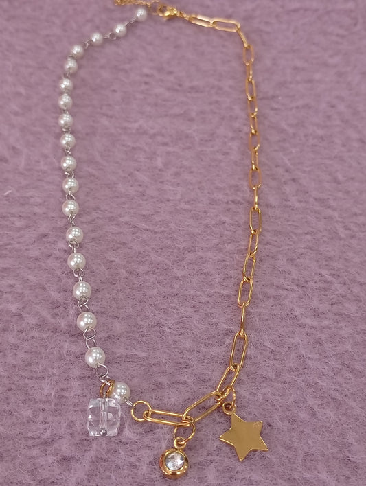 Cadena y perlas