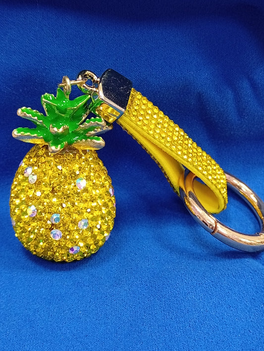 Llavero de piña