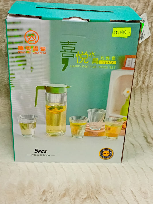 Jarra con tapa