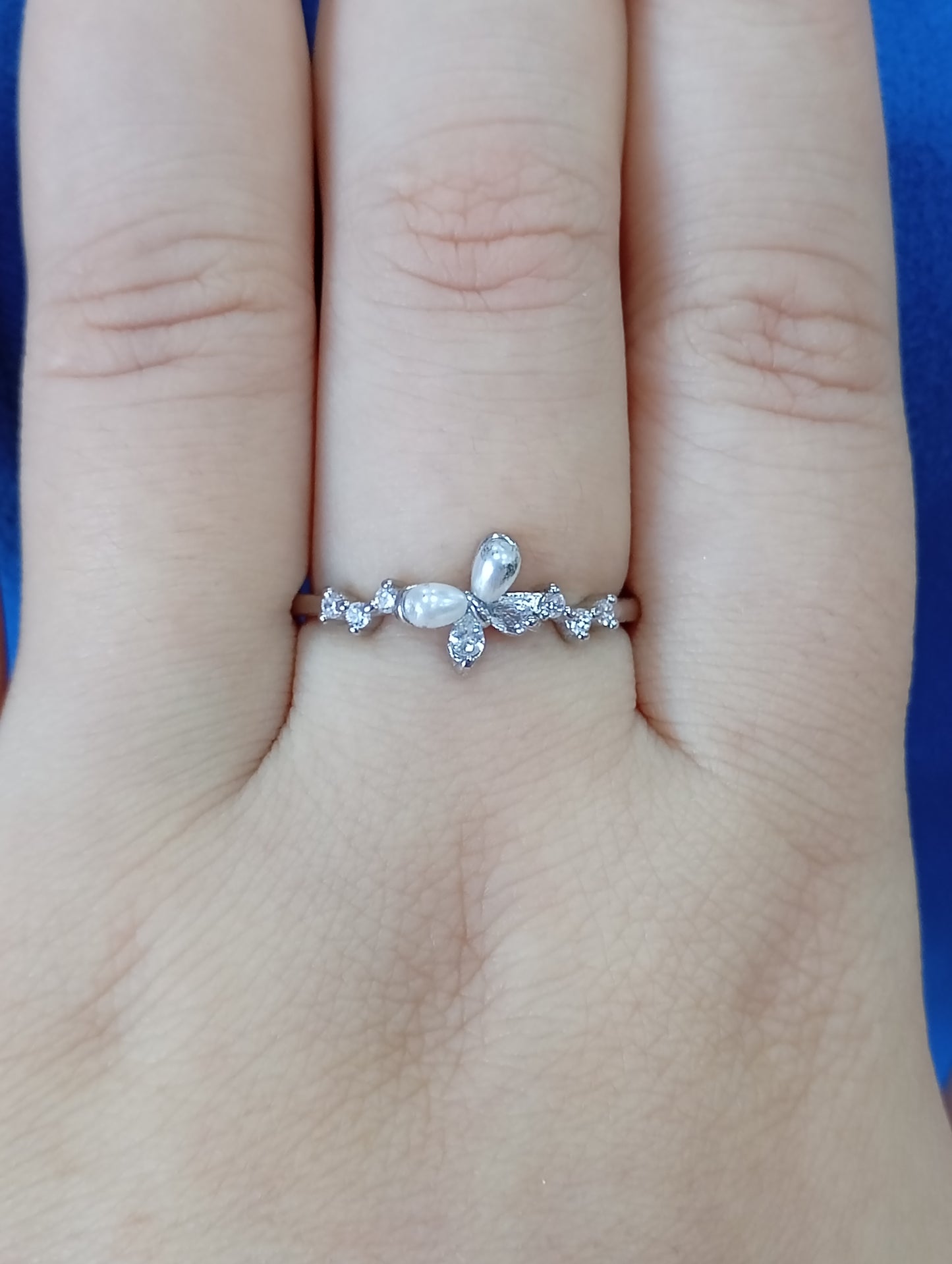 Anillo mariposa brillo/ perla