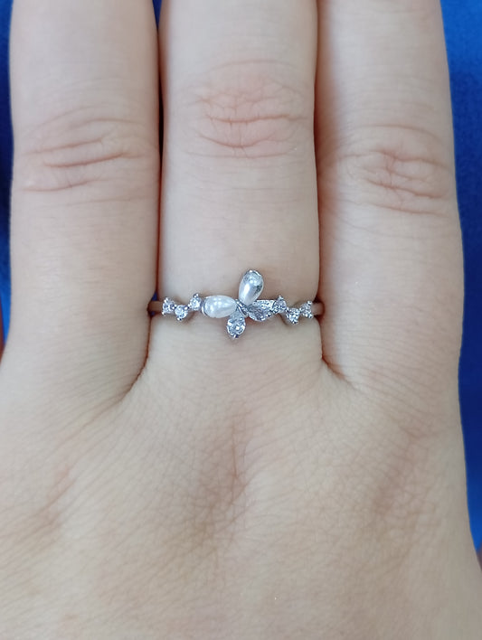Anillo mariposa brillo/ perla
