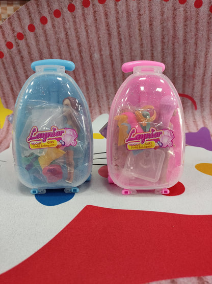 Mini valija con muneca y accesorios