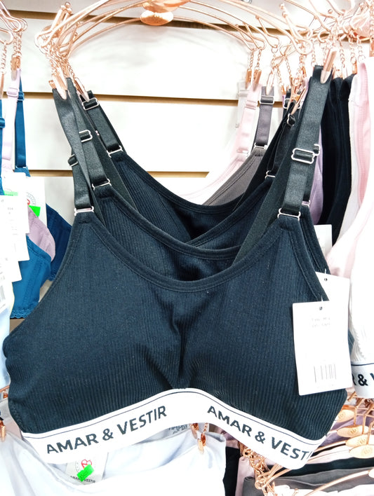 Corpiño deportivo: Talle: M/L, L/XL.
