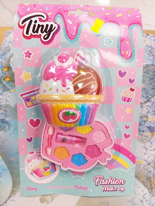 Tiny Fashion Make-Up Cupcake