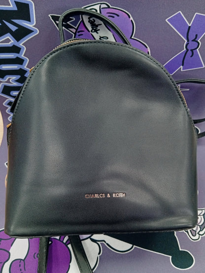 Mochila Charles & Keith