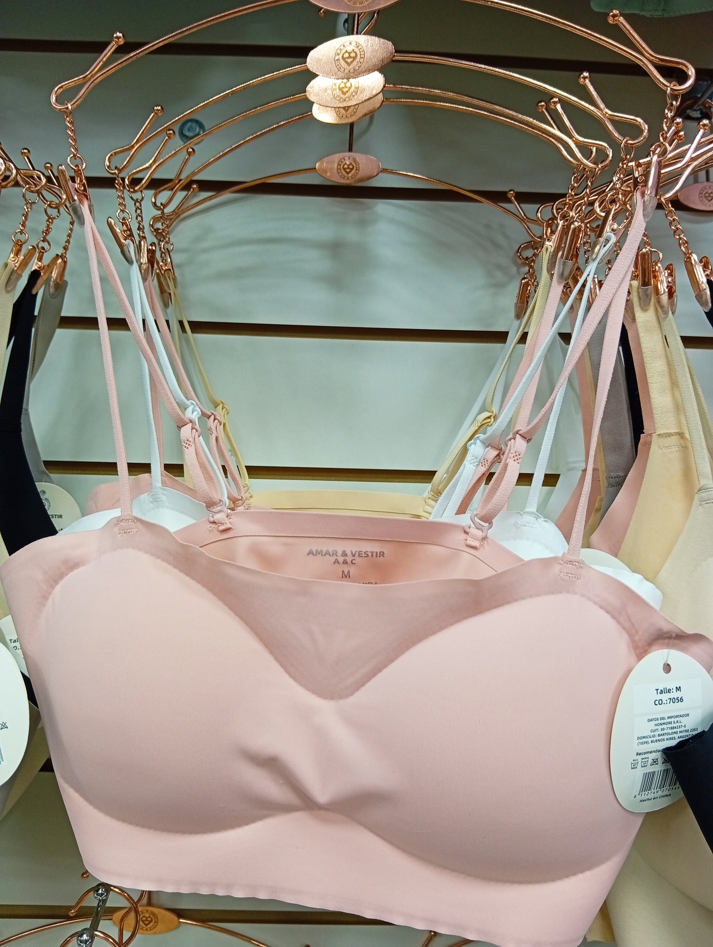Corpiño con tiras. Talle: XL, M, L.