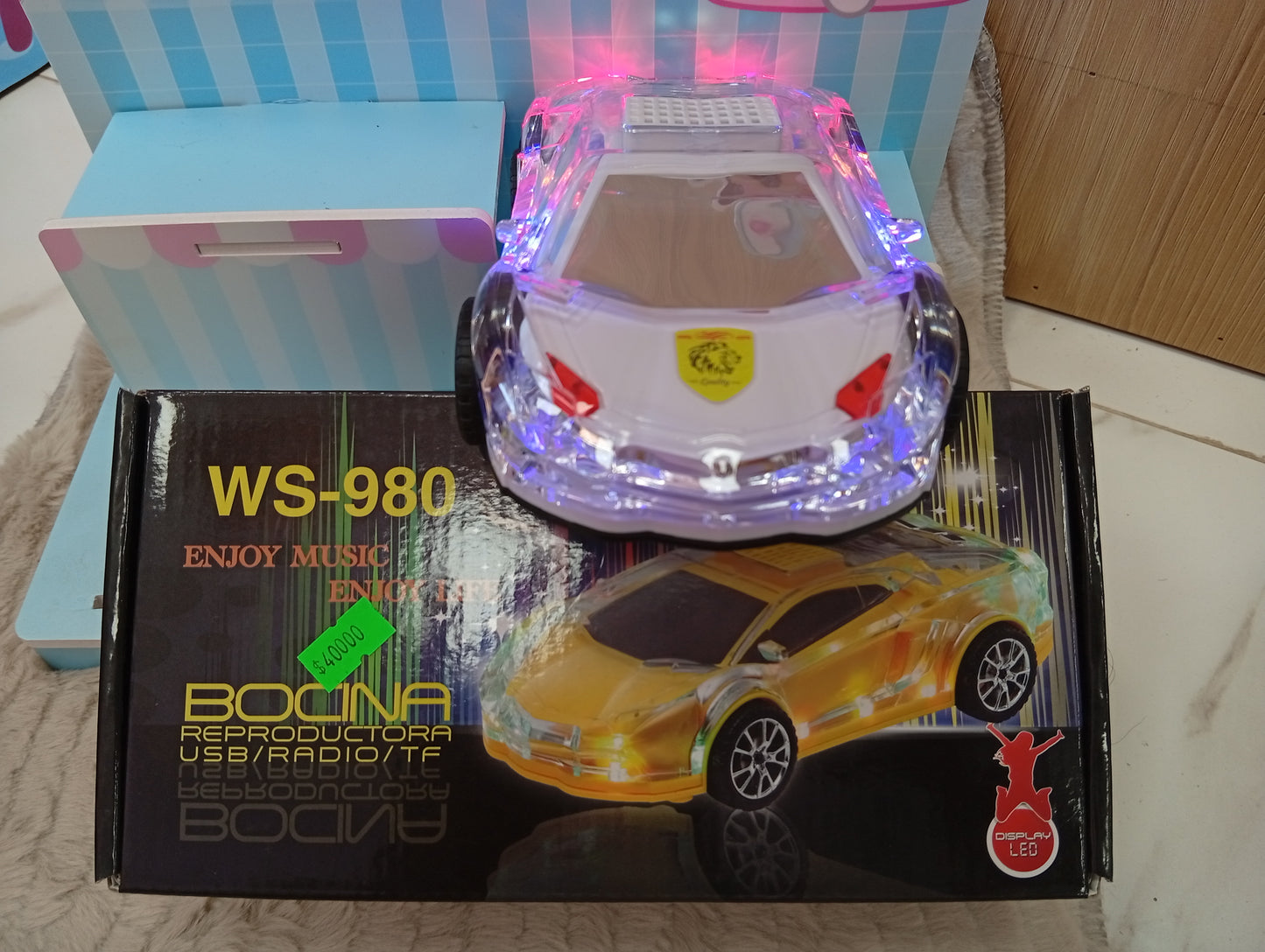 Parlante estilo auto