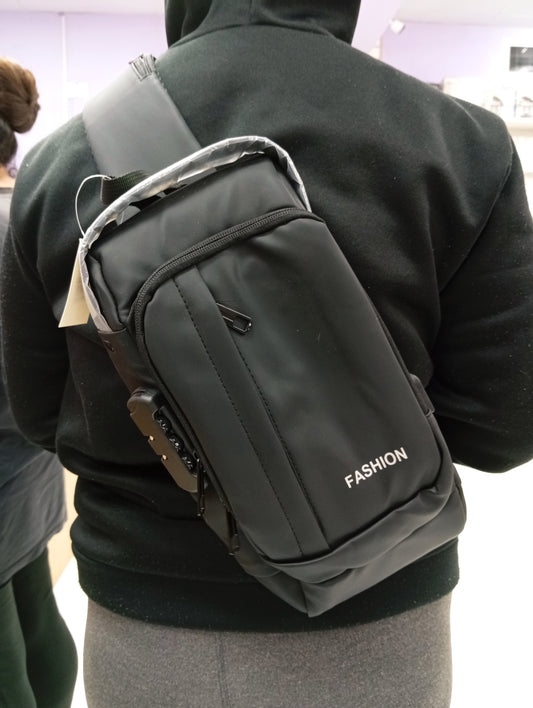 Cangurera con cargador interno y seguro