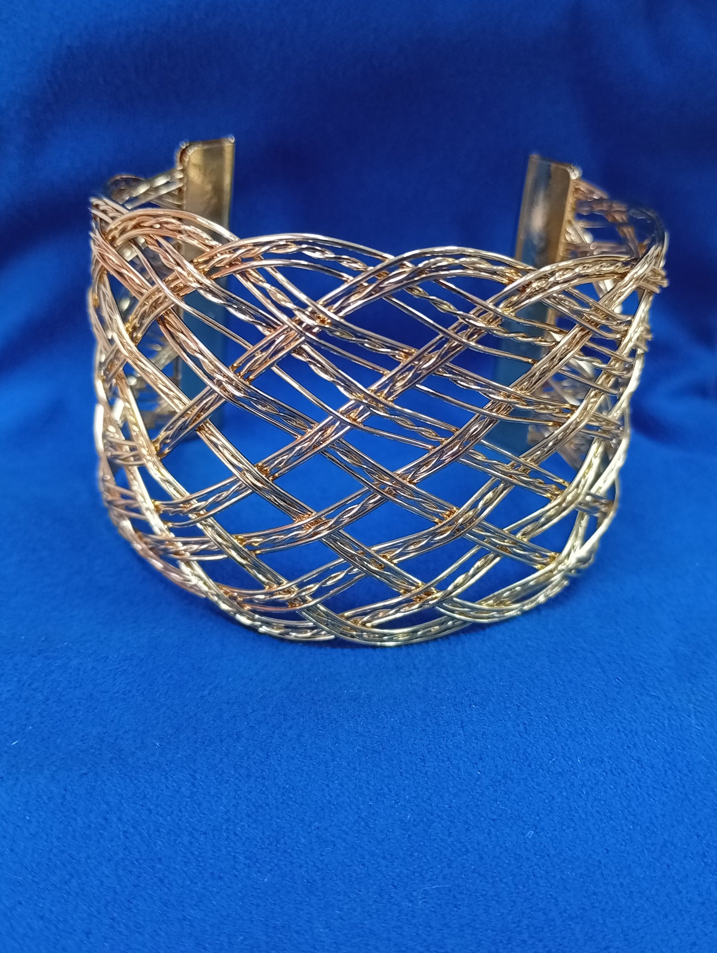 Brazalete dorado