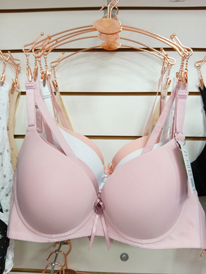 Corpiño con arco y moño. Talle: 34/75B, 38/85B, 40/90B, 34/75A, 32/70A,