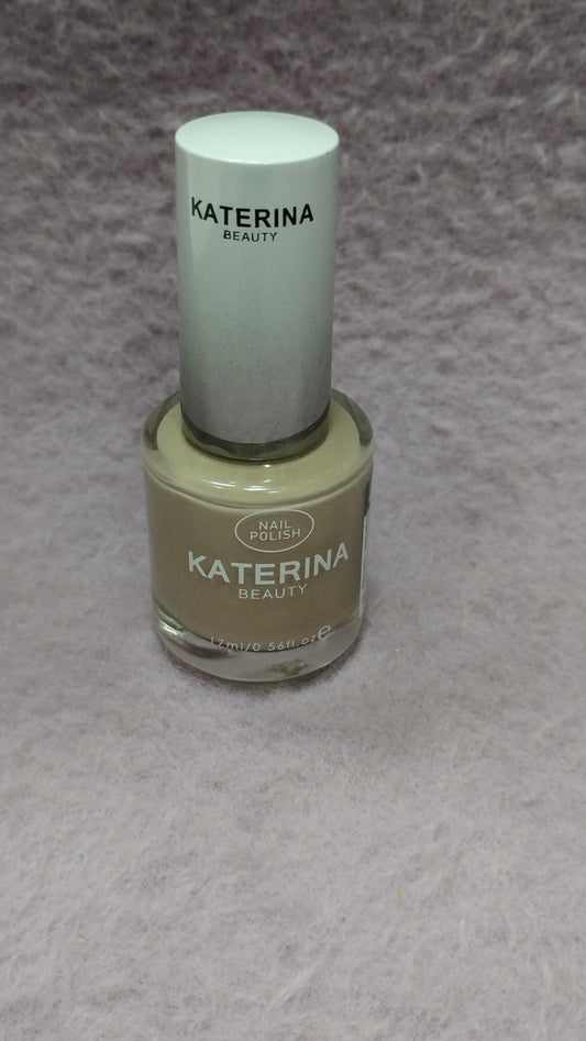 Esmalte de uñas tradicional